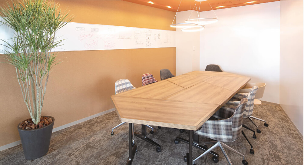 S.CORE 松坂屋・名古屋大学を始めとする多種多様なメンバー会員からの企画募集など、ビジネス発信の機会を積極的に創造。 | REJ株式会社